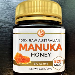 manuka honey with a honey spoon